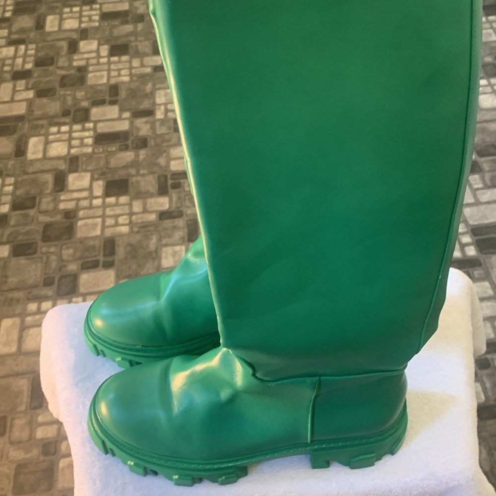 Boots - Picture 2 of 2